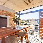 Couples Beachfront Mecca, Blouberg- 13 Manhattan